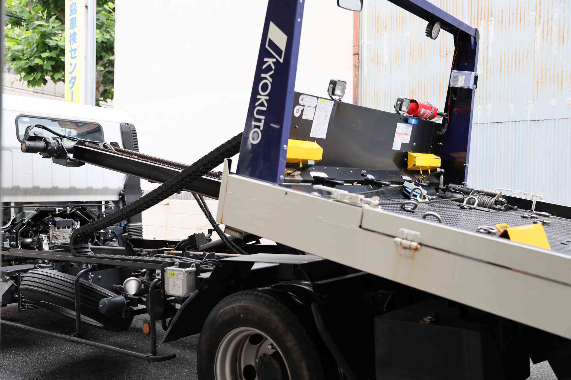 牽引している場面